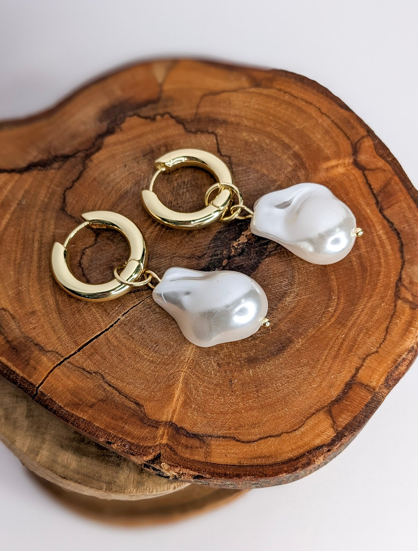 Large Irregular Pearl Huggie Hoops – Elegant Pearl Earrings with Gold Huggie